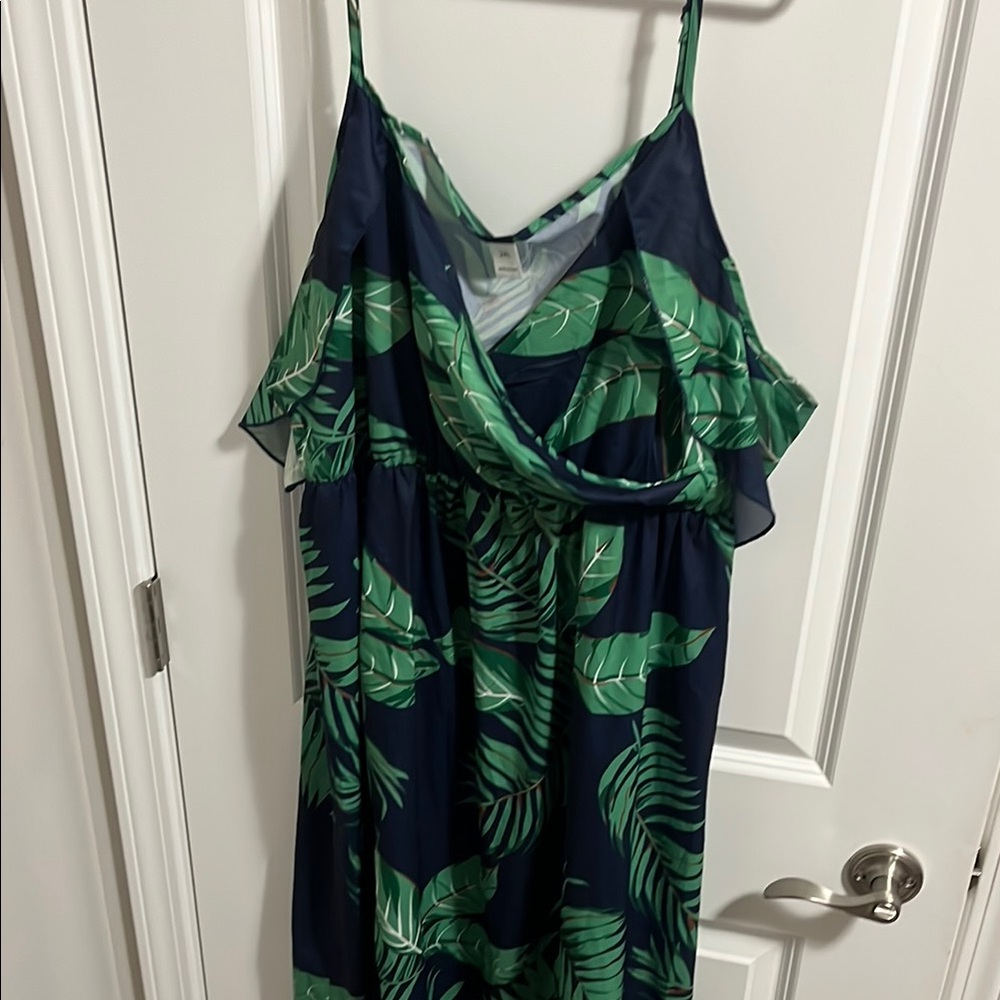 SHEIN Green Leaf Print Maxi Dress